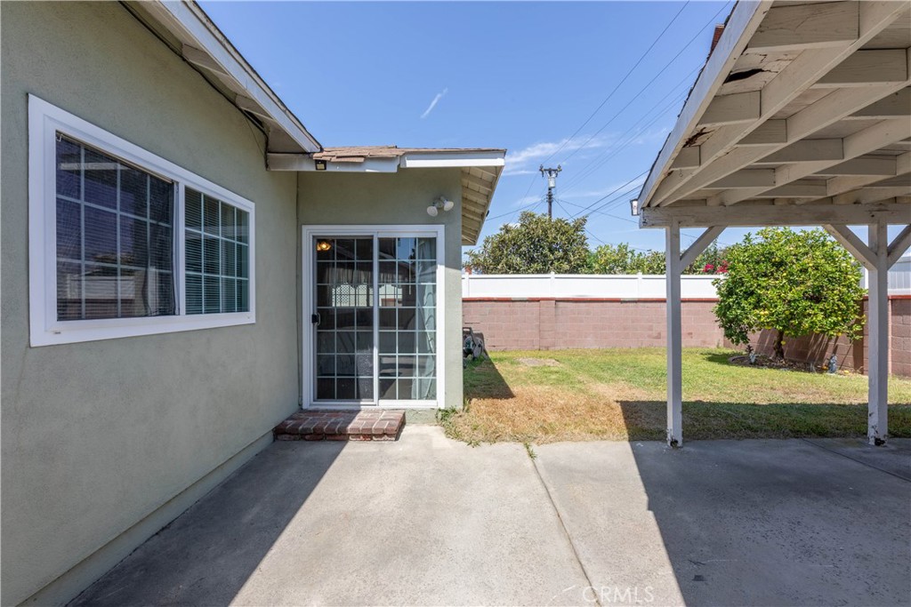 5710 Faust Property Photo 32