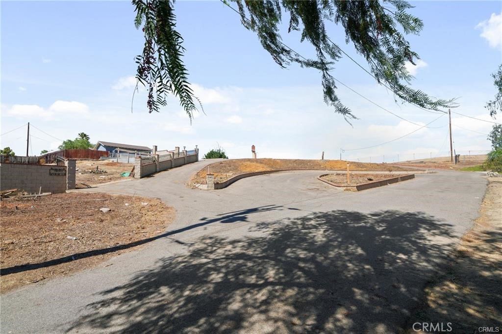 7800 View Property Photo 8
