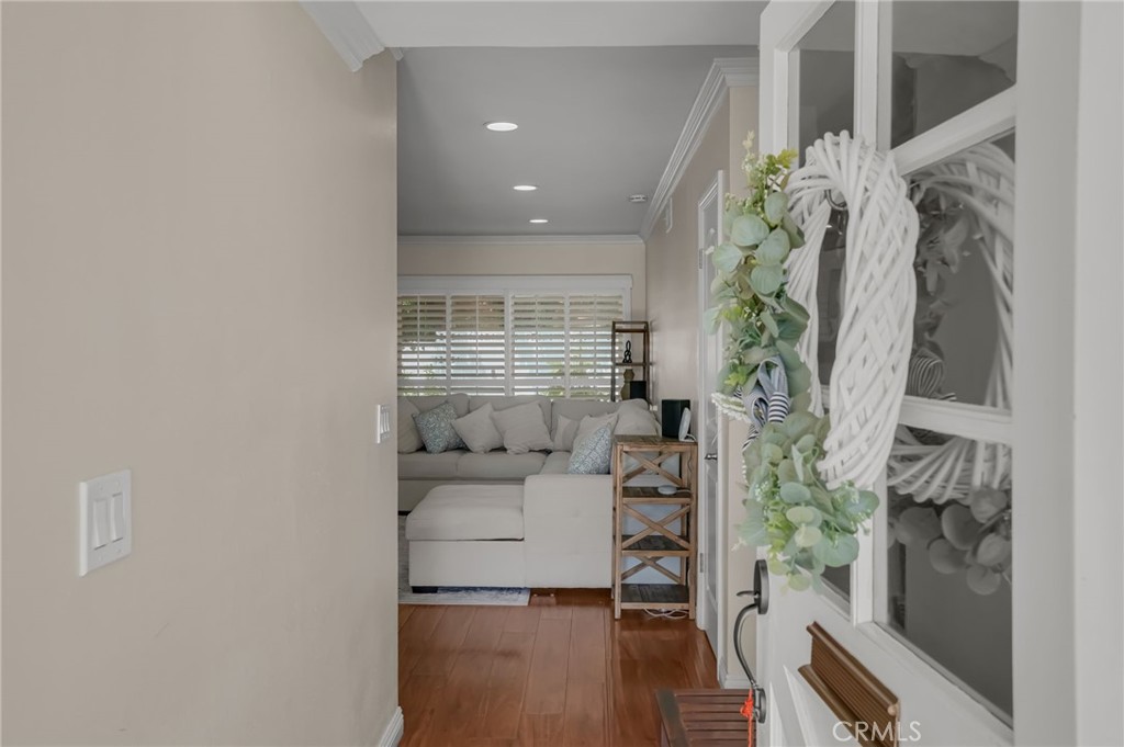 11919 Susan Avenue Property Photo 5