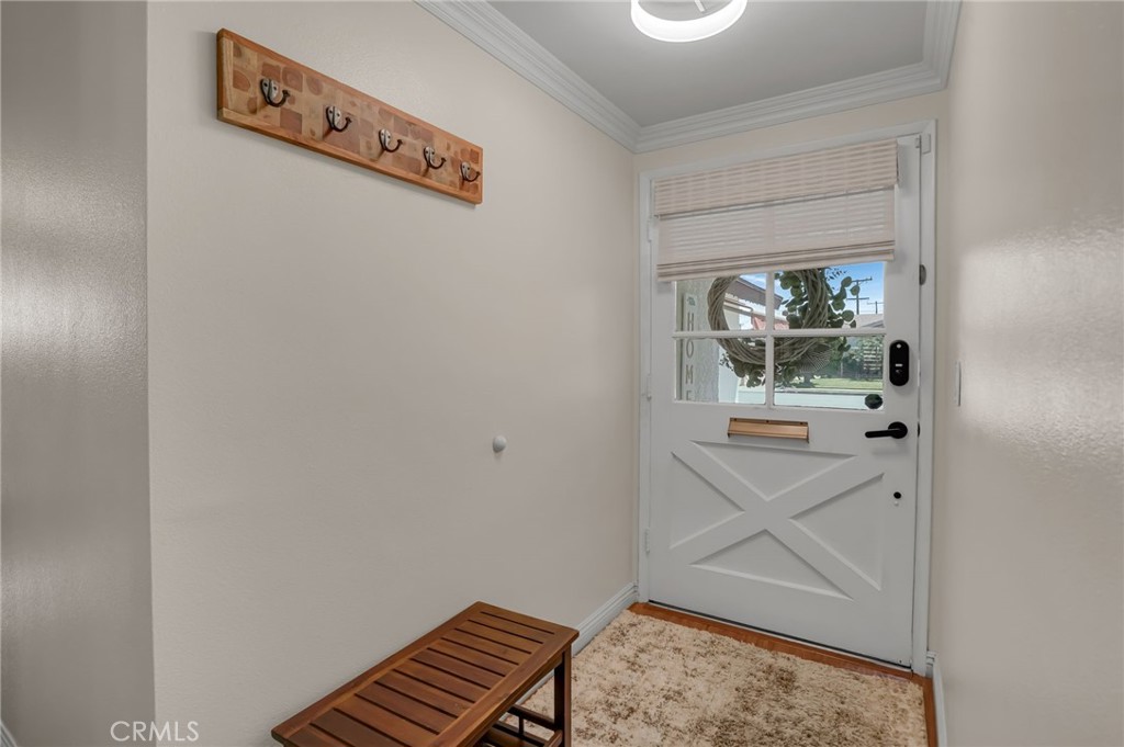 11919 Susan Avenue Property Photo 6