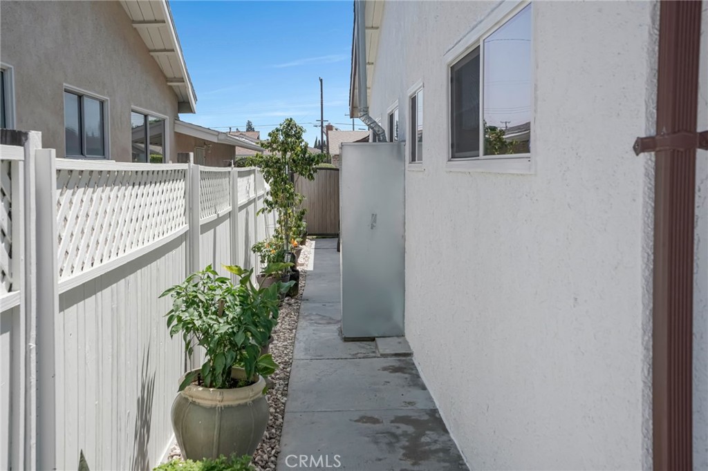 11919 Susan Avenue Property Photo 58
