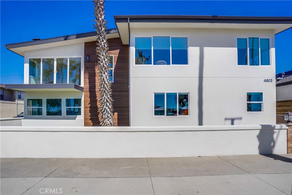 4605 E Ocean Boulevard Property Photo 1