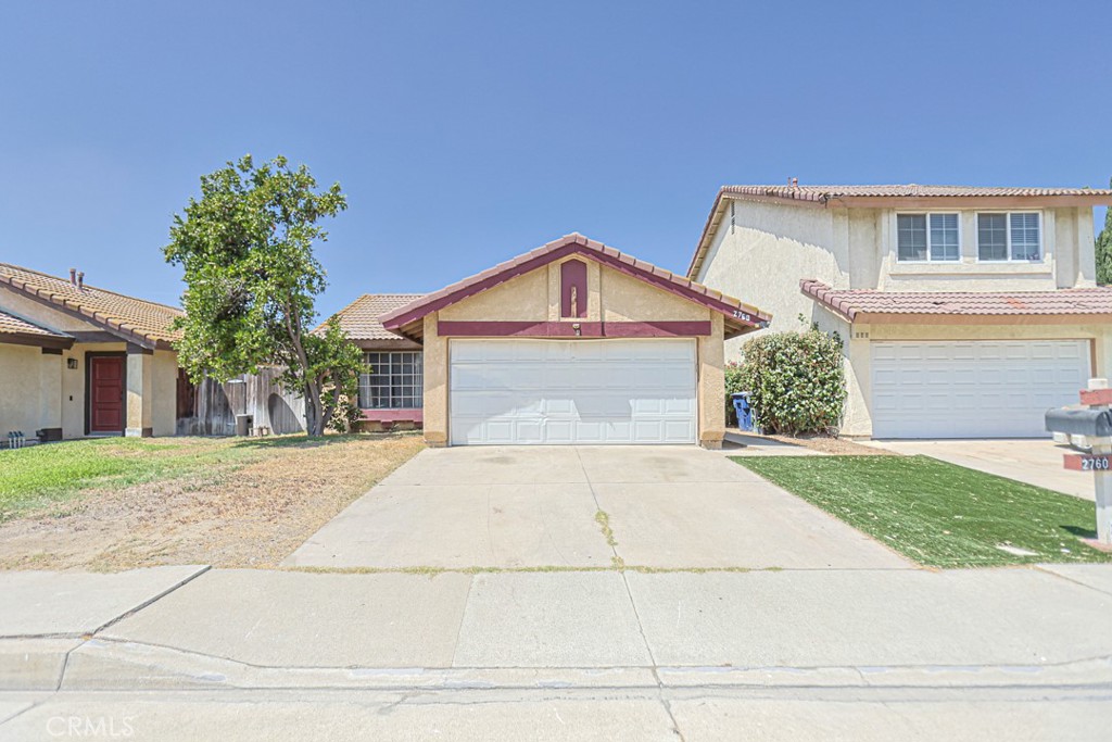 2760 Condor Creek Property Photo 2
