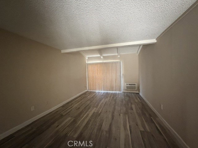 1000 W Macarthur Boulevard 84 Property Photo 5