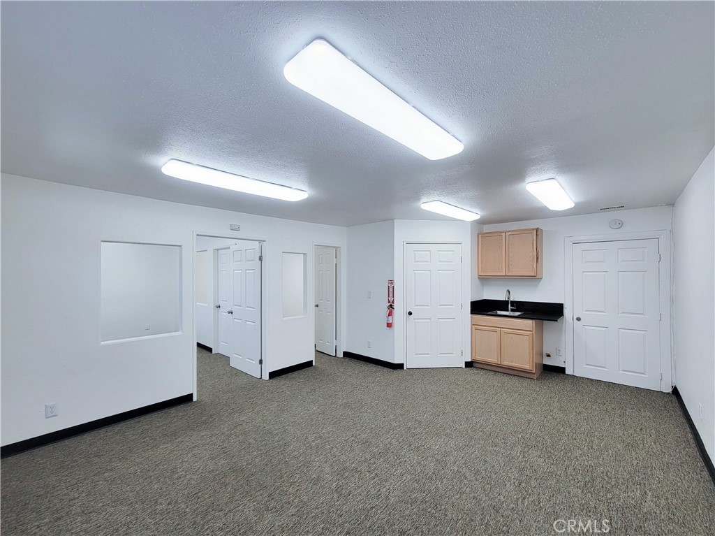 5540 Atlantic Avenue Property Photo 3