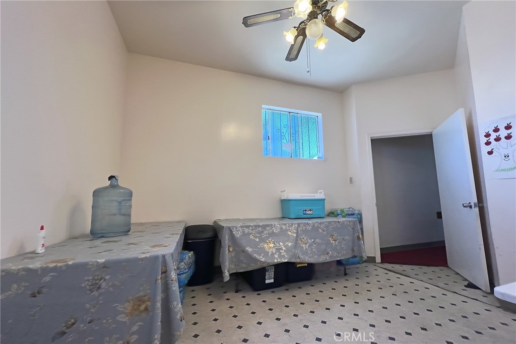 10318 S Budlong Property Photo 9