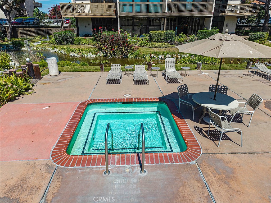 5201 S Marina Pacifica Drive S Property Photo 21
