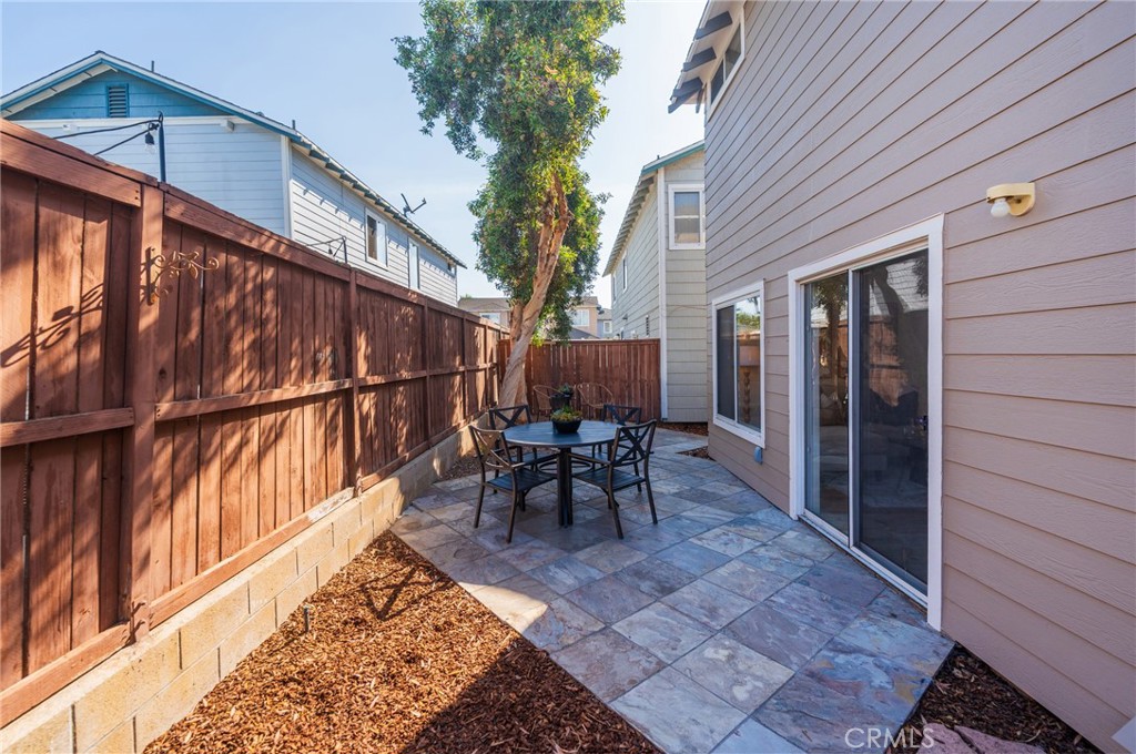 515 E Cypress Property Photo 30
