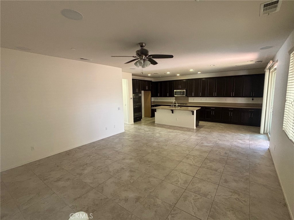 3288 Ledgewood Property Photo 5