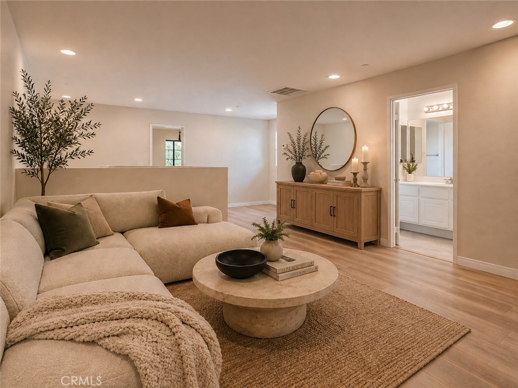 428 Condor Property Photo 11