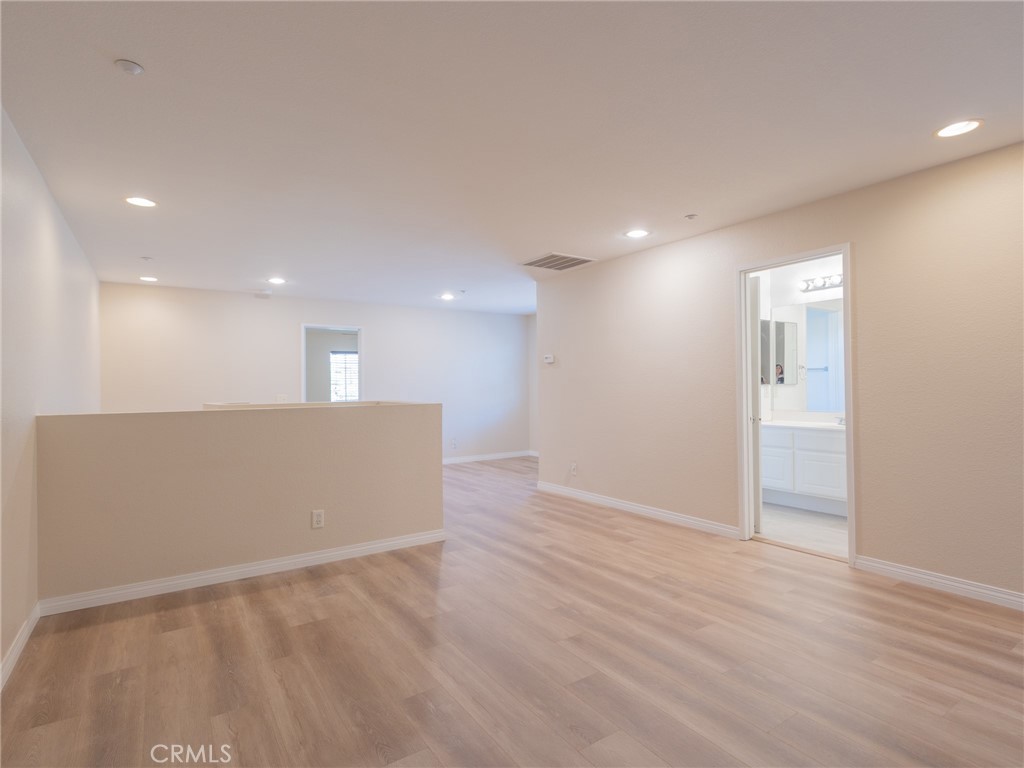 428 Condor Property Photo 12