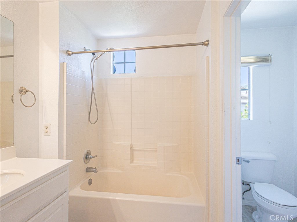 428 Condor Property Photo 14