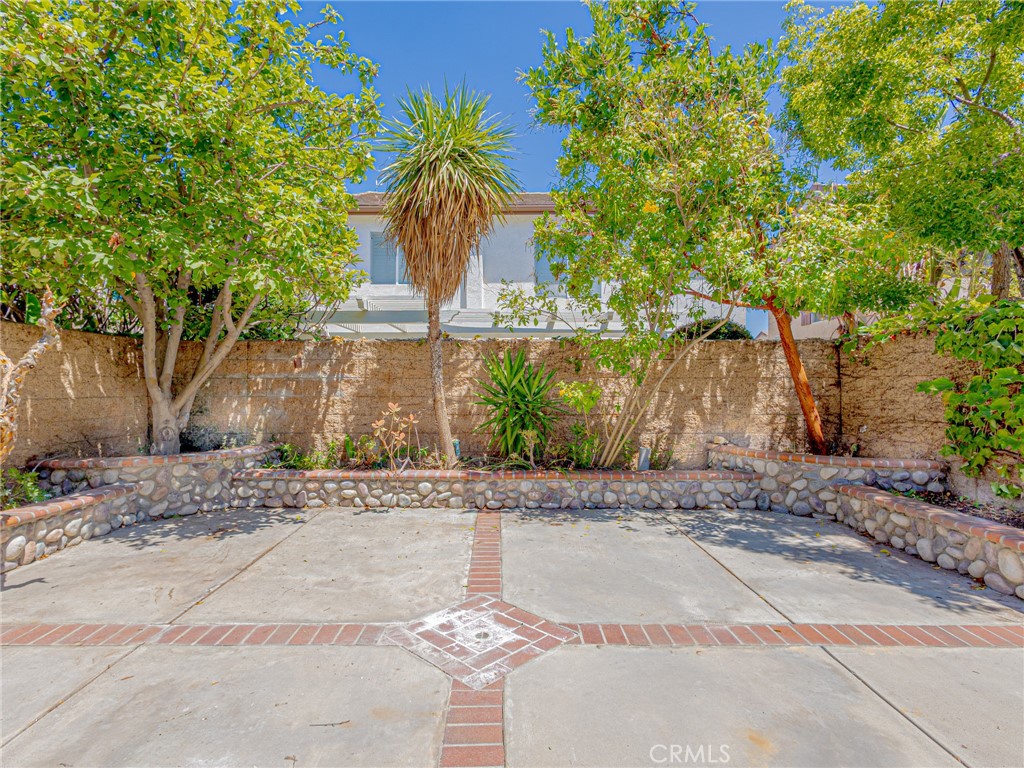 428 Condor Property Photo 22