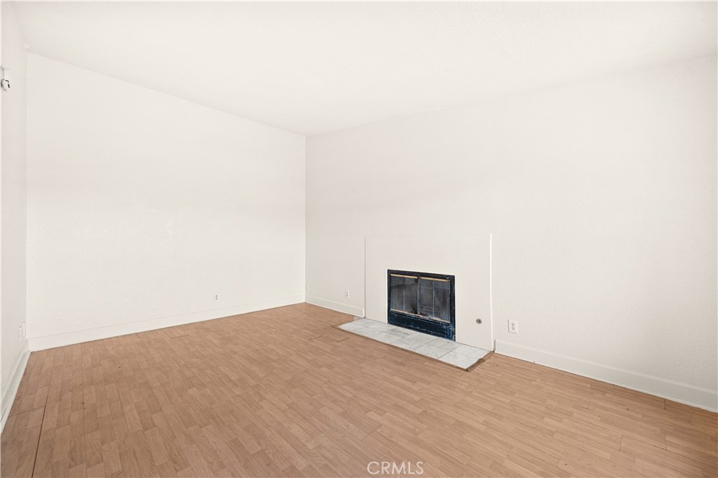 2101 Forry Property Photo 4
