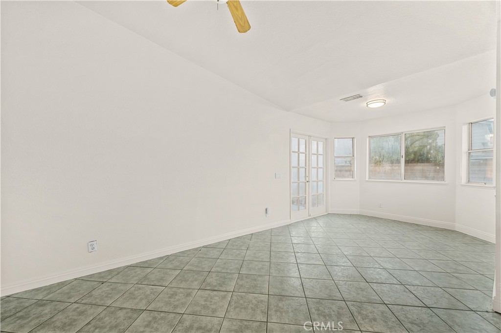 2101 Forry Property Photo 11