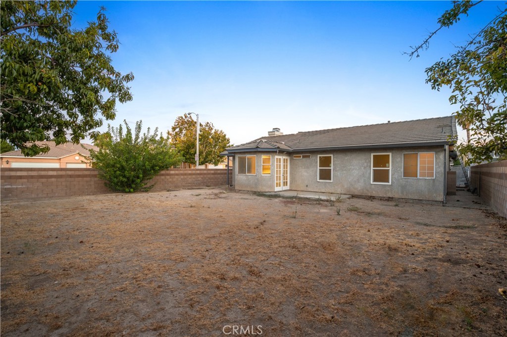 2101 Forry Property Photo 28