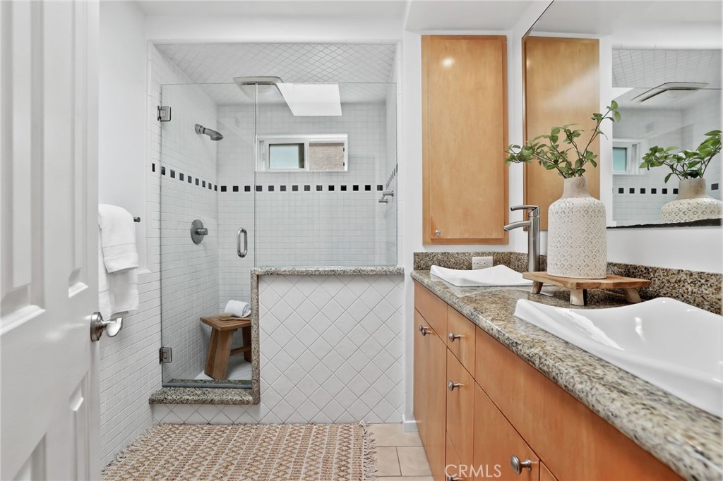 126 8th Property Photo 33