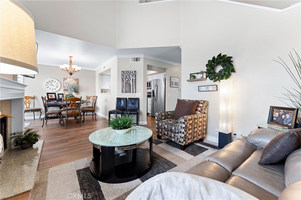 1037 S Daybreak Court Property Photo 8