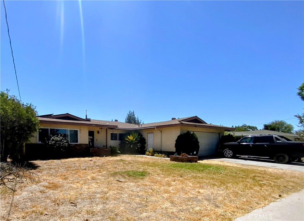 17669 Pinedale Property Photo 2