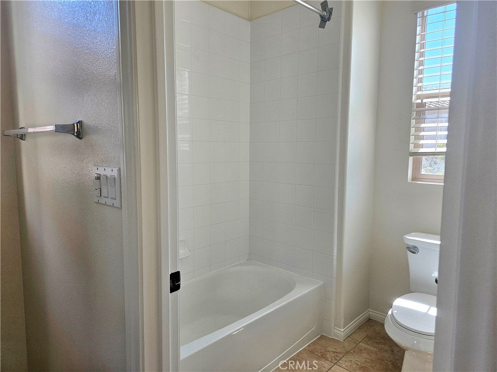 72 Scarlet Bloom Property Photo 14