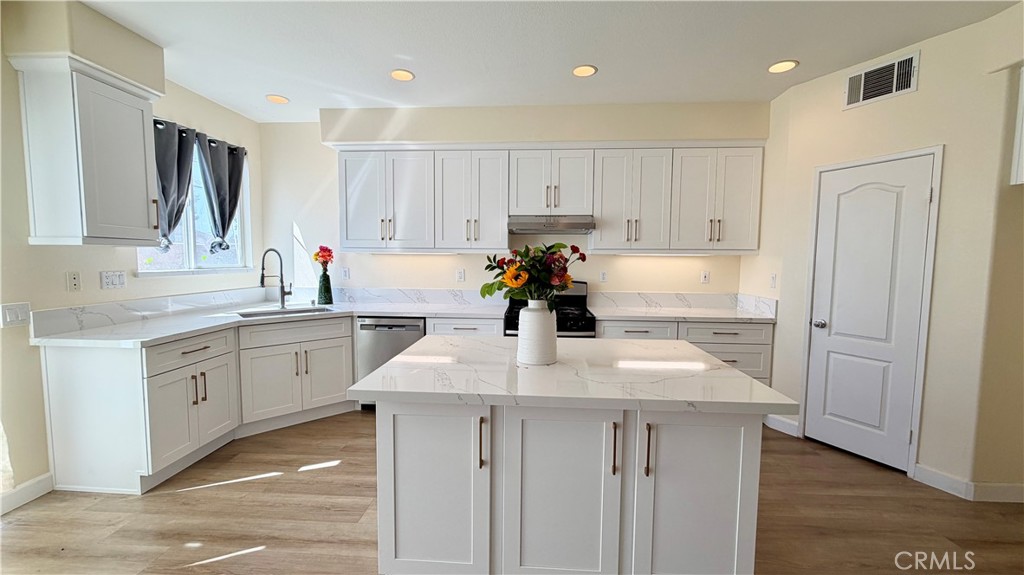 12273 Donald Reed Property Photo 6