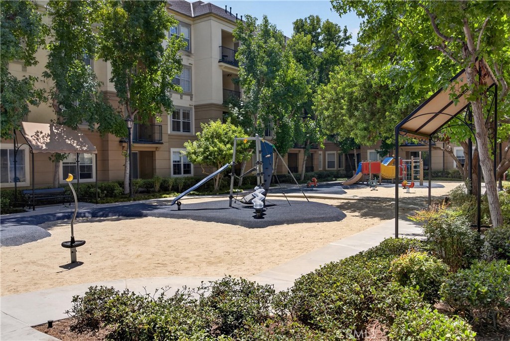 3422 Watermarke Property Photo 47