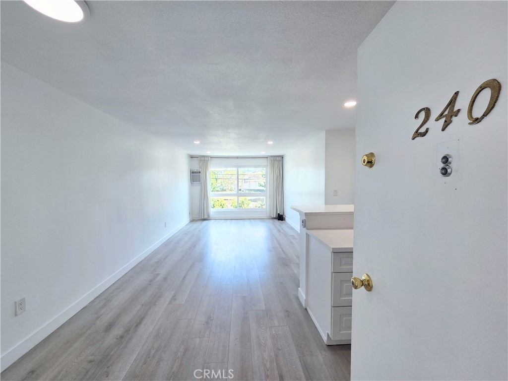 5585 E Pacific Coast Highway 240 Property Photo 3