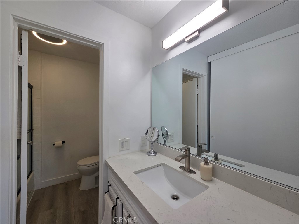 5585 E Pacific Coast Highway 240 Property Photo 17