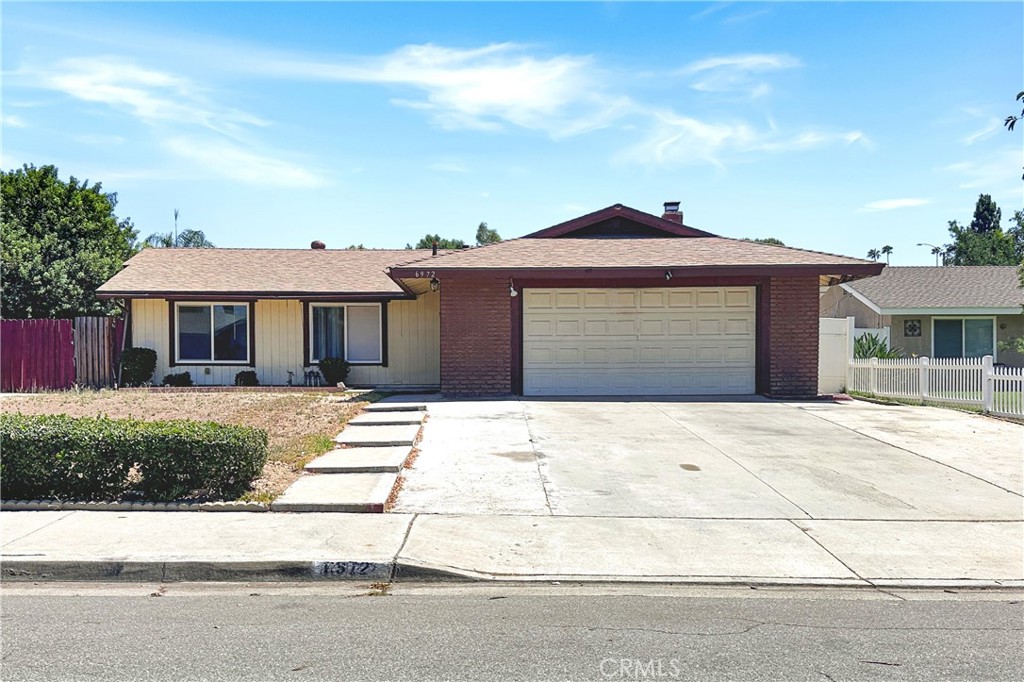 6972 Manhattan Drive Property Photo 1