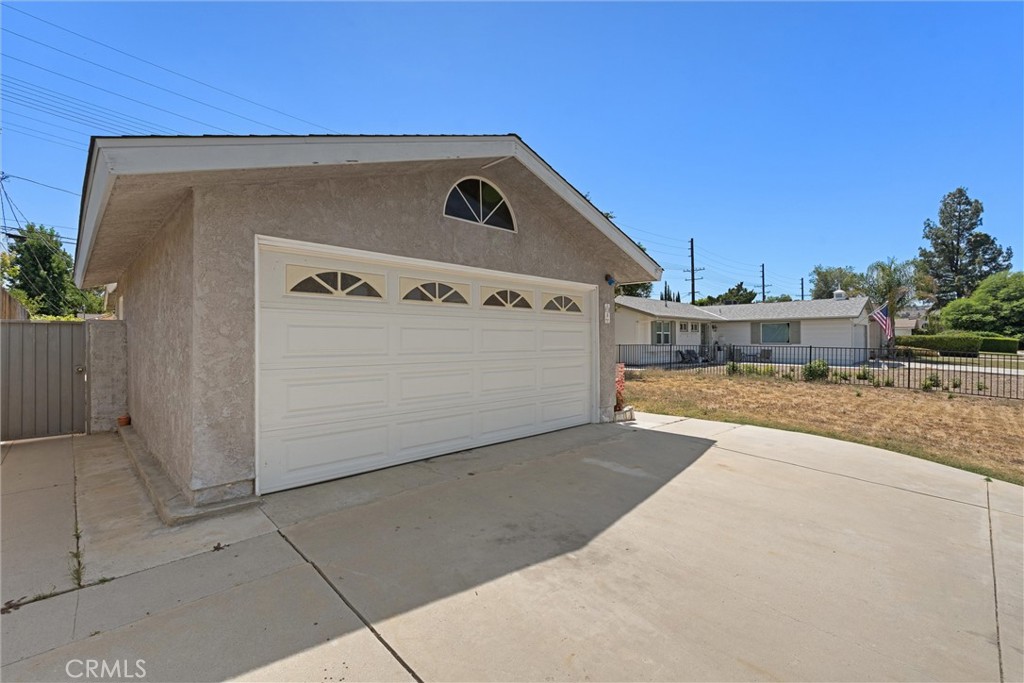 23328 Gilmore Street Property Photo 3
