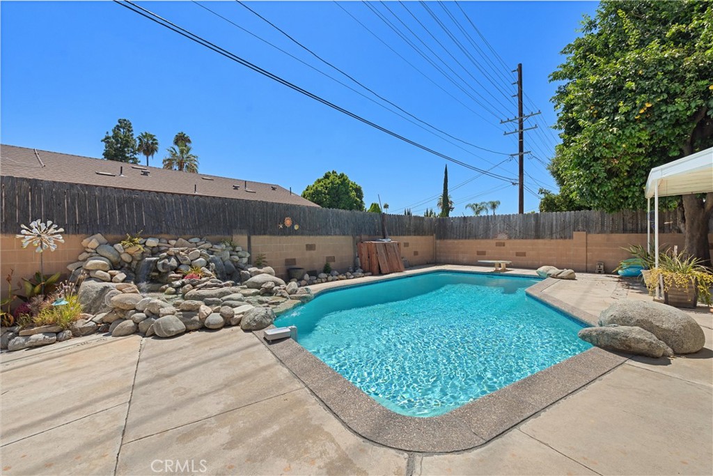 23328 Gilmore Street Property Photo 27