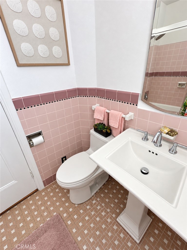 800 E Ocean 1203 Property Photo 14