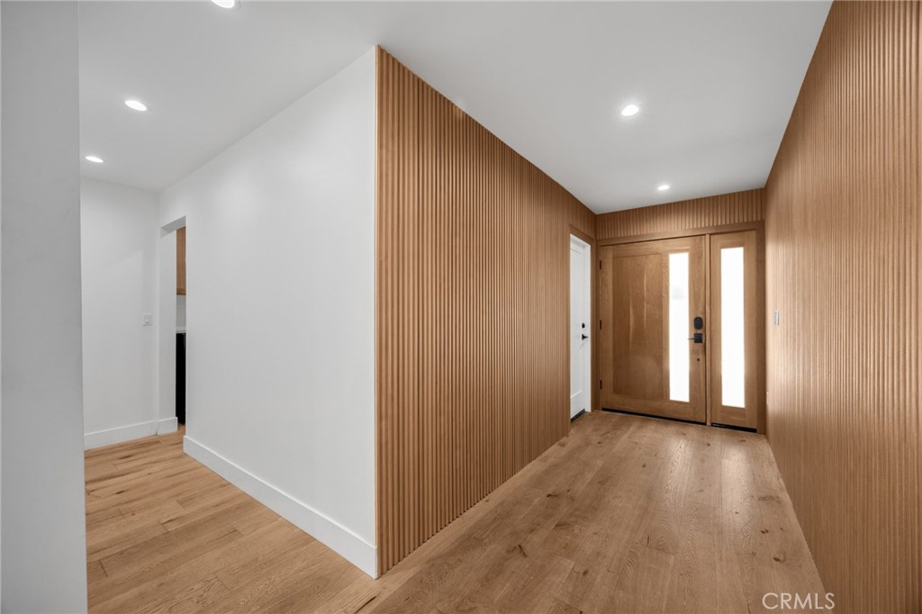 4656 Greenbush Property Photo 4