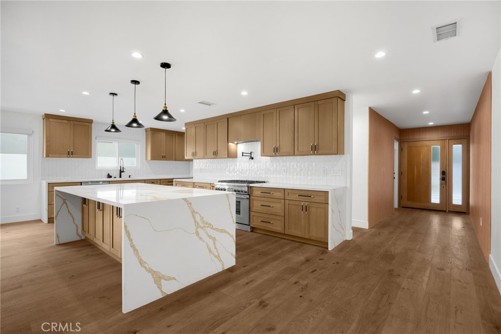 4656 Greenbush Property Photo 5