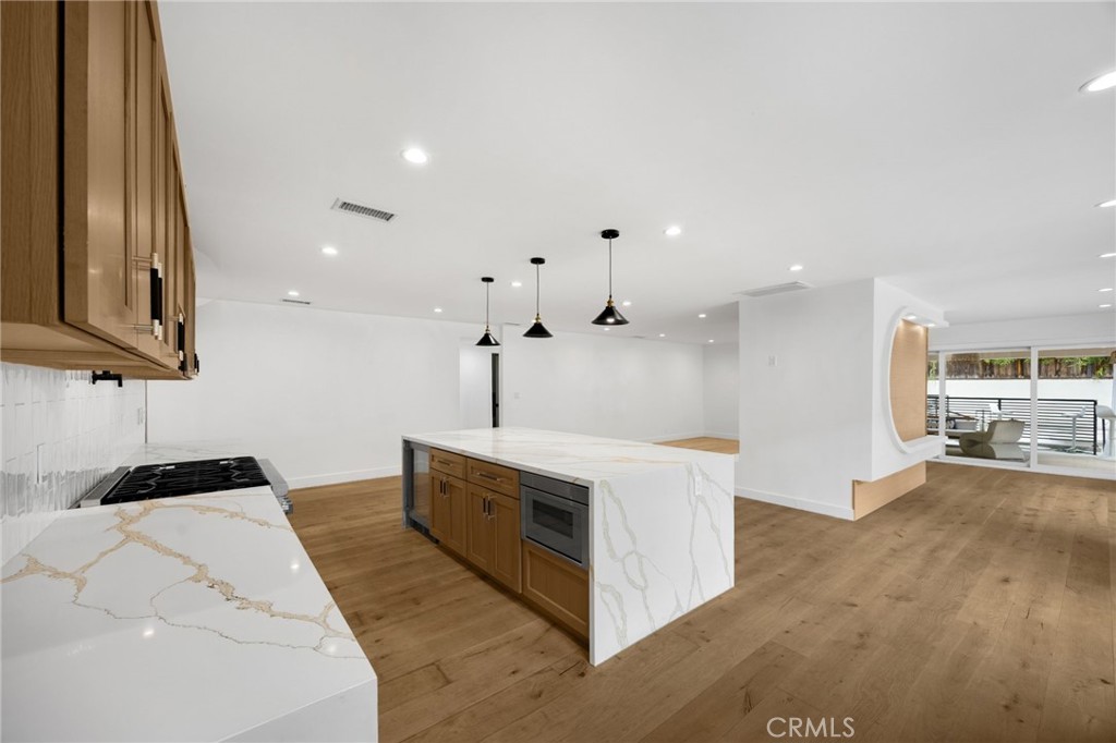 4656 Greenbush Property Photo 8