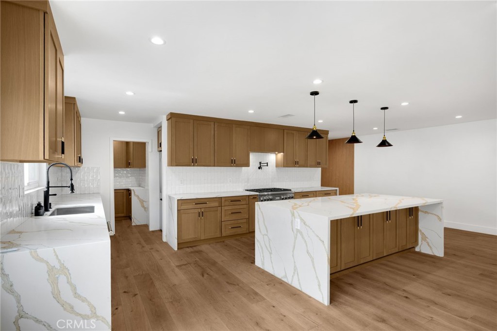 4656 Greenbush Property Photo 9