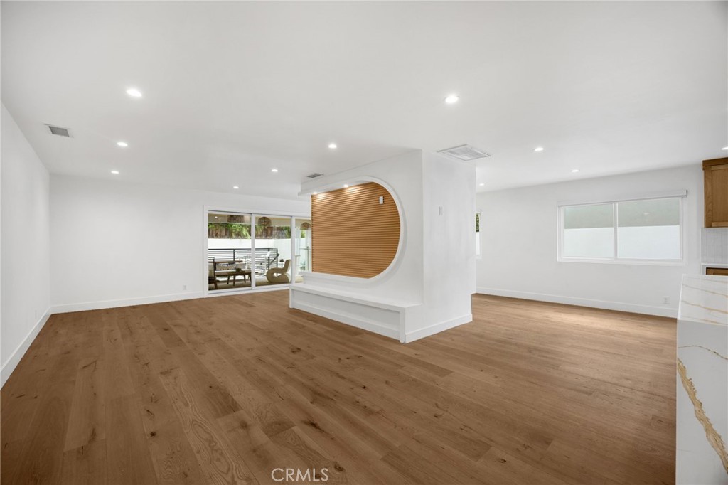 4656 Greenbush Property Photo 14