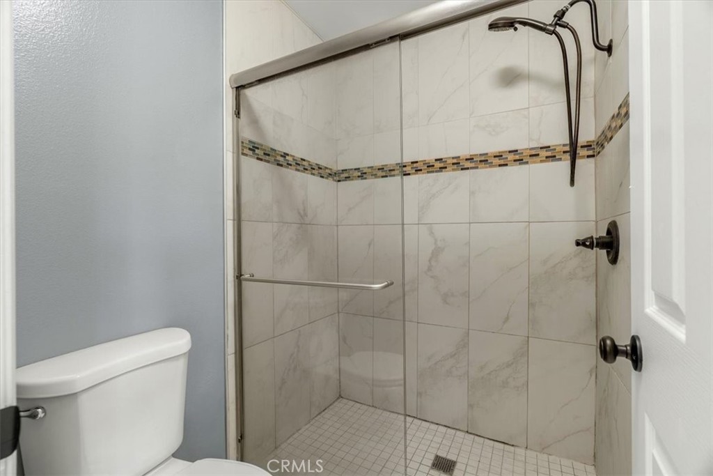 4561 Warner Property Photo 18