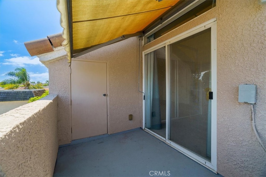 4561 Warner Property Photo 20