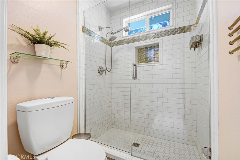 1530 Crestar Court Property Photo 7