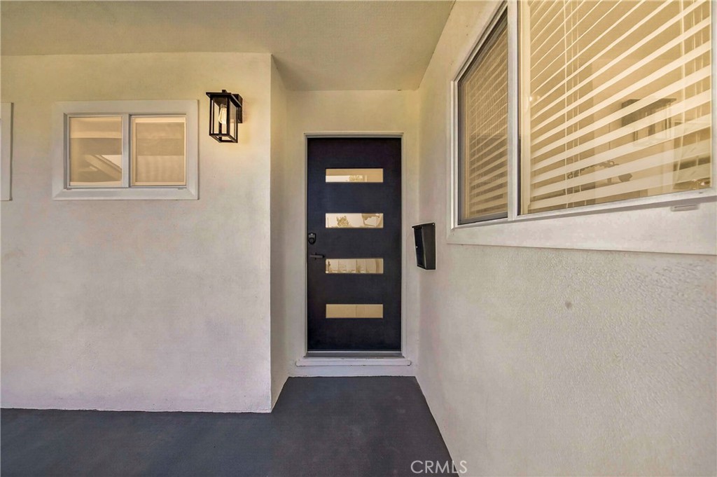 14356 Coolbank Property Photo 3
