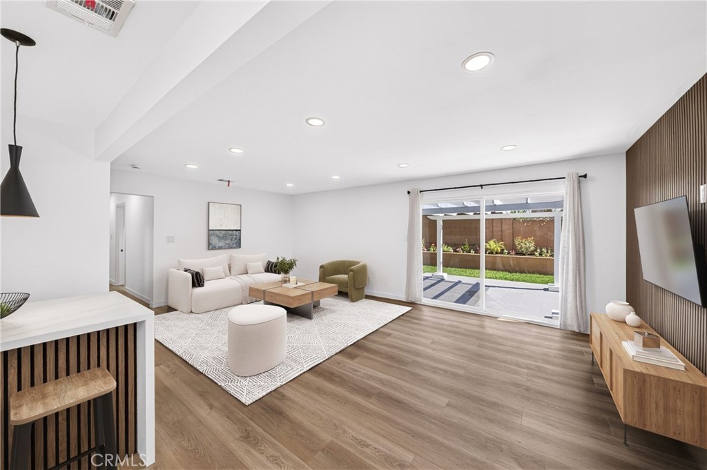 14356 Coolbank Property Photo 10