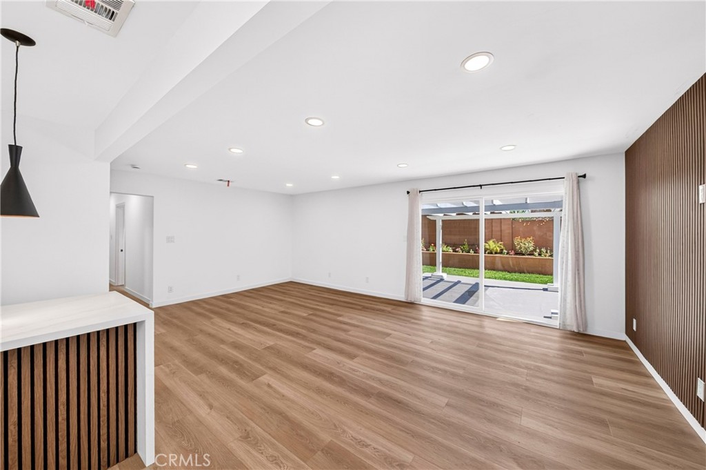 14356 Coolbank Property Photo 11