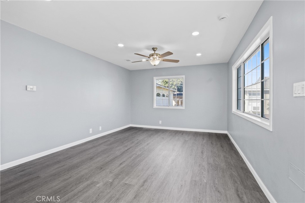 8408 Cleta Property Photo 3