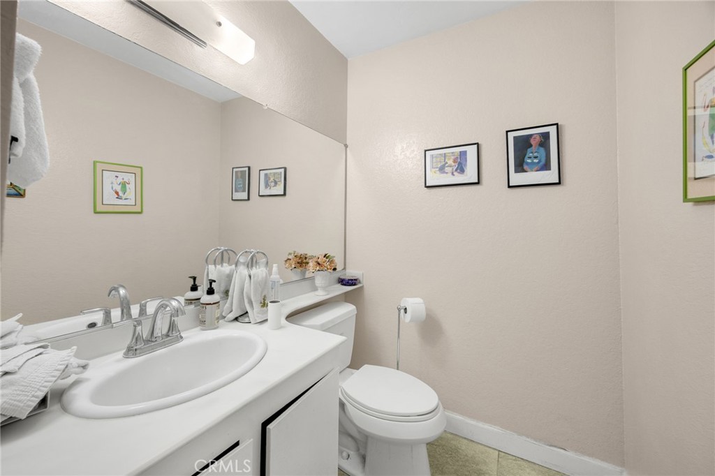 1402 Vista Grande Property Photo 14
