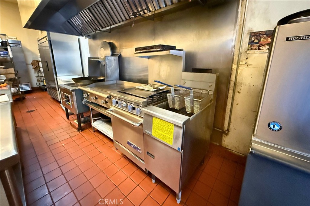 4110 N Harbor Blvd Property Photo 14