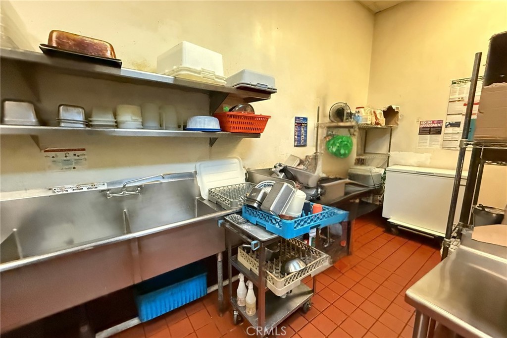 4110 N Harbor Blvd Property Photo 18