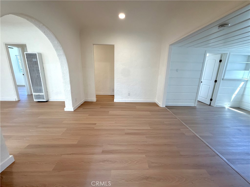 472 W Burnett Property Photo 6