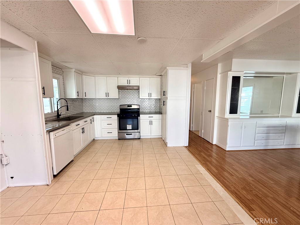 3050 W Ball Rd 155 Property Photo 10