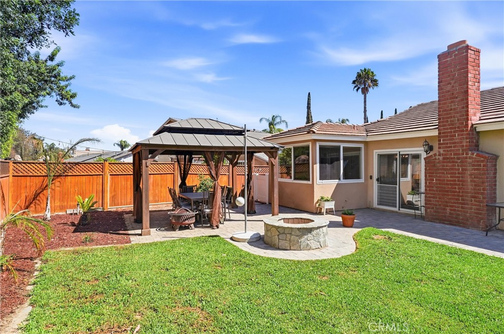 25711 Chrisanta Drive Property Photo 34